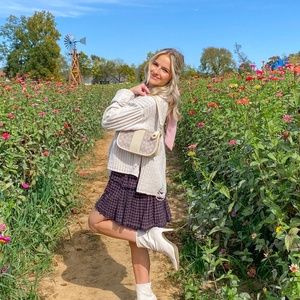 Meet your Posher, Dorothy